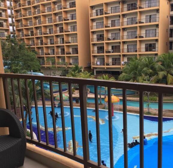 إستديو قياسى مطل على حمام السباحة, Gold Coast Morib Resort