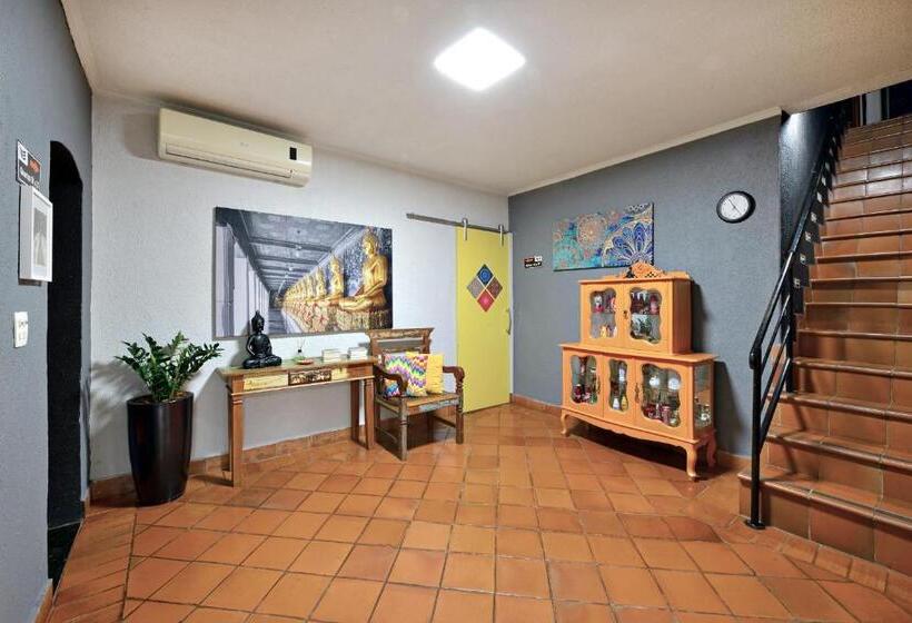 اتاق استاندارد, Vitoria