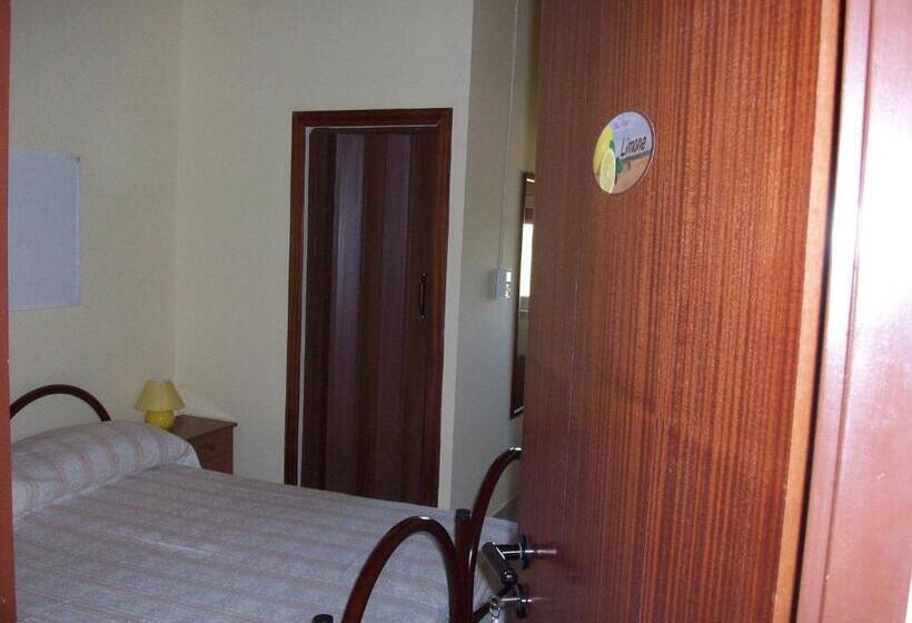 اتاق استاندارد, B&b Golf Club San Pablo