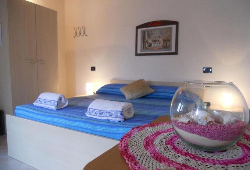 غرفة قياسية ثلاثية, Bed And Breakfast Il Giardino Segreto