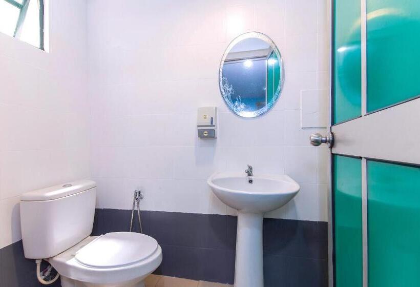 Номер Стандарт, Lotus Hotel Seremban Near Palm Mall & Kpj Seremban