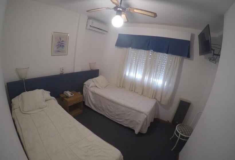 标准三人间, Torrevado