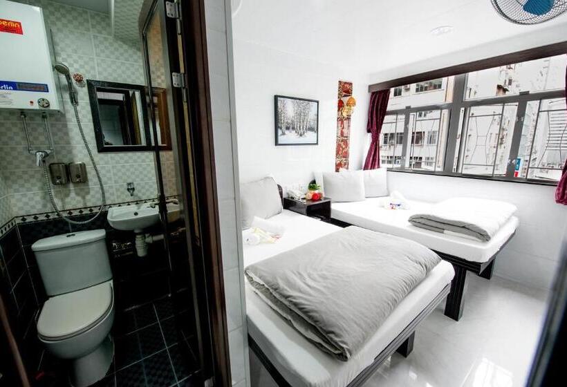 اتاق خانوادگی, Icon Inn