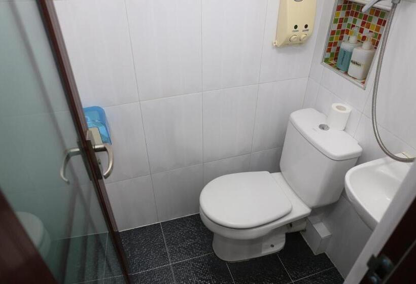 آپارتمان 3 خوابه, Icon Inn