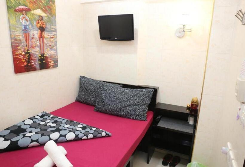 آپارتمان 4 خوابه, Icon Inn