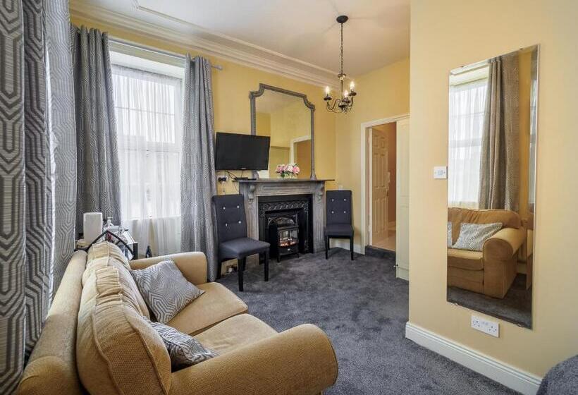 スタンダードルーム, Mccarthy S B&b