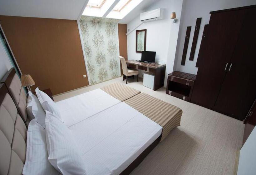 Люкс 2 Спальни, Steaua Apelor Family Resort