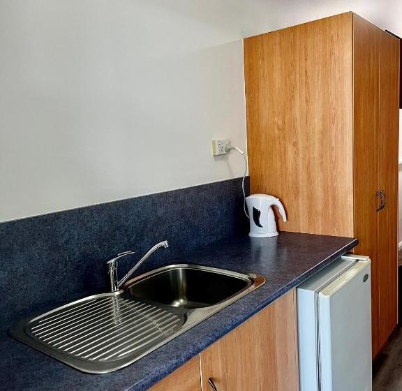 غرفة قياسية لذوى الاحتياجات الخاصة, Banana Hotel Motel