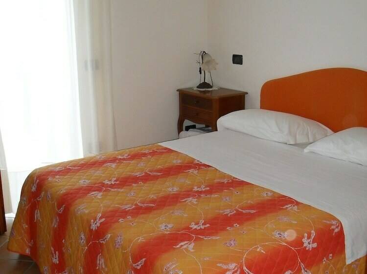 اتاق استاندارد, B&b Puntaferano