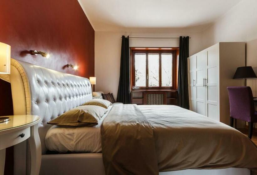 חדר דלוקס, L Angolo Cortese