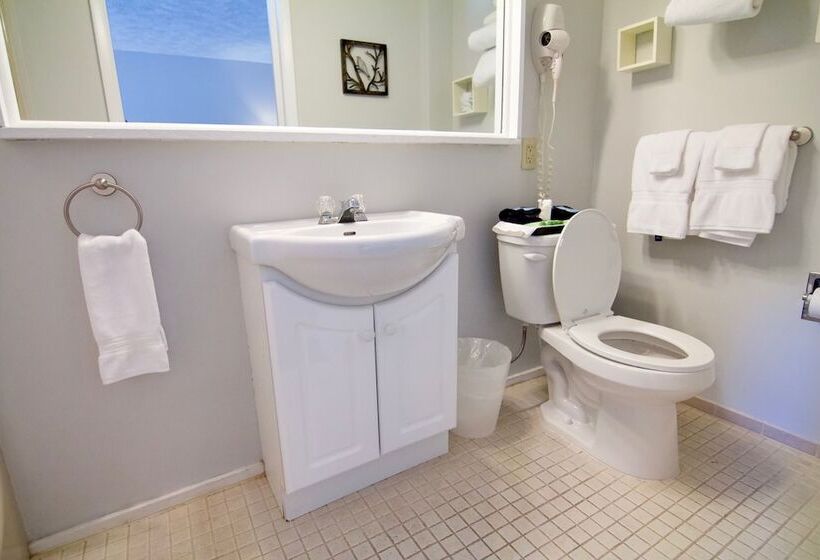 Номер Стандарт, Frankfort & Restaurant