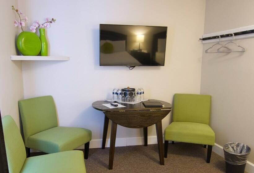 Номер Стандарт, Frankfort & Restaurant