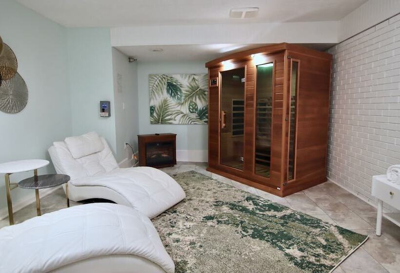 חדר דלוקס, Frankfort & Restaurant