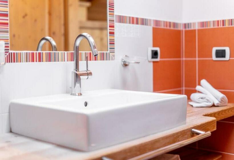 اتاق سوپریور سه تخته, Alegra