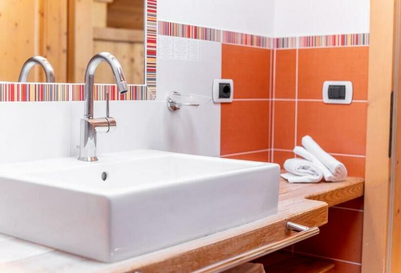 اتاق سوپریور سه تخته, Alegra