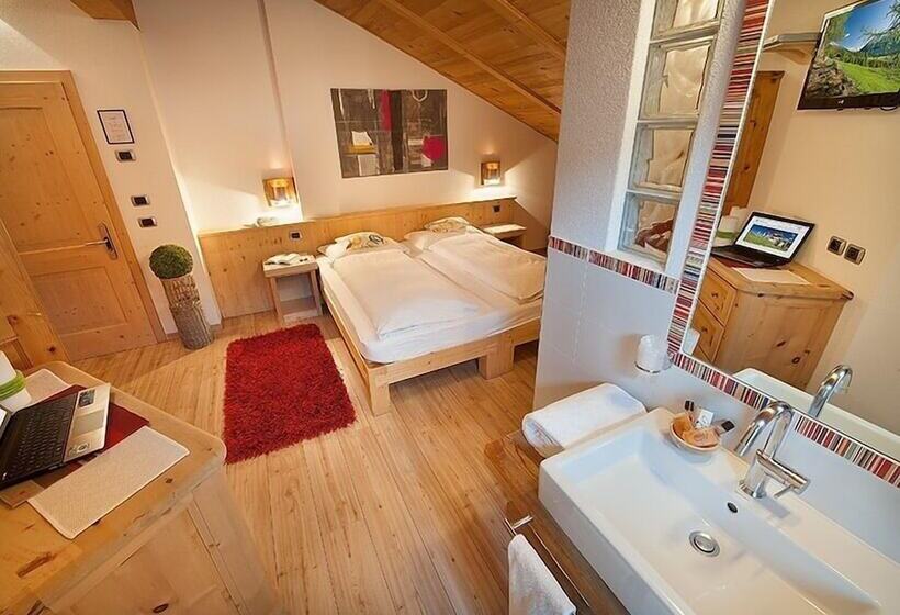 اتاق سوپریور سه تخته, Alegra