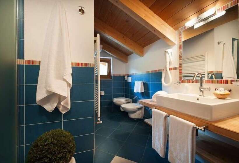 اتاق سوپریور سه تخته, Alegra