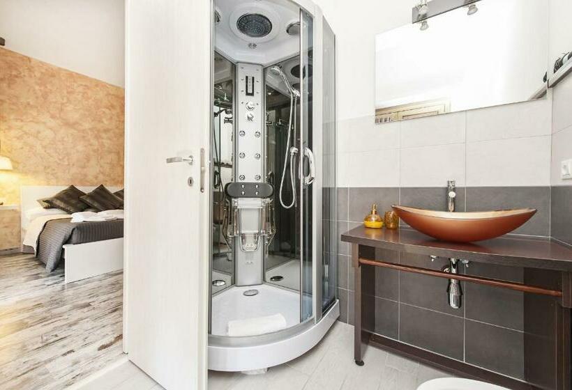 חדר סטנדרט, De Guestibus