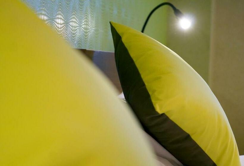 Номер Стандарт, La Gent Hotel Tokyo Bay