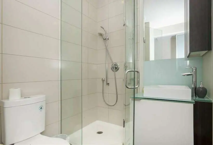 سوییت اجرایی, Life Suites Loft  Cn Tower