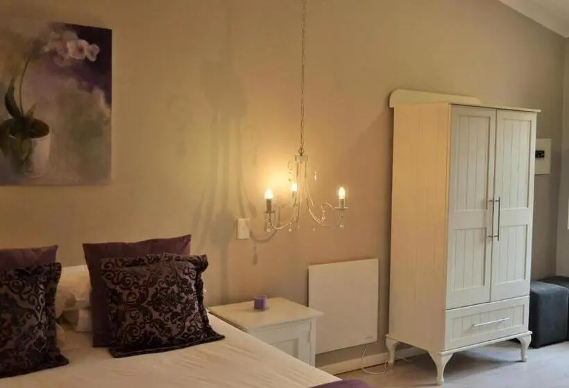 Deluxe-studio, By The Way Guesthouse