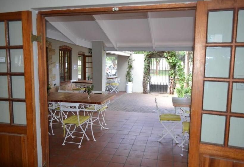 デラックススタジオ, By The Way Guesthouse