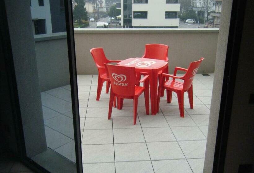 شقة غرفة واحدة مزودة بتراس, Residence Vezzoli