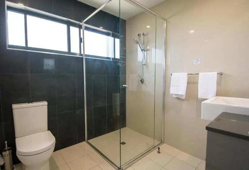 Huoneisto 2 Makuuhuonetta, Magnum Serviced Apartments