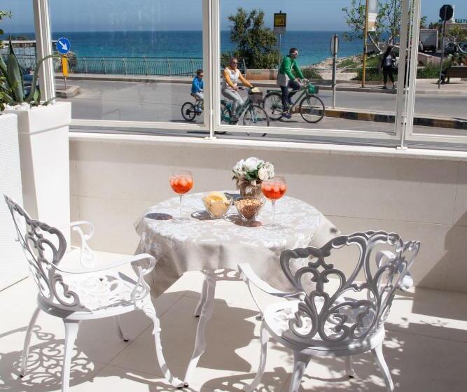 Полулюкс с Бассейном, Bellariva Monopoli B&b E Relax