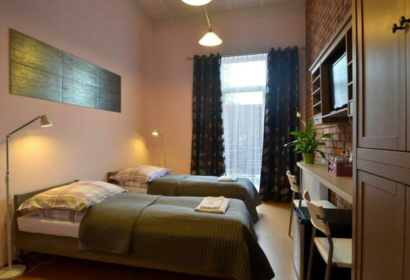 １ベッドルームアパートメント, Bed&breakfast Mikunda