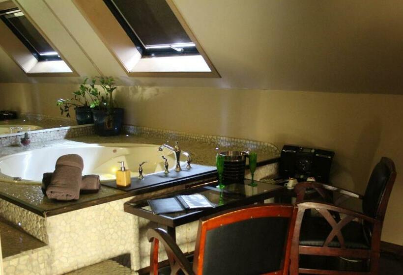 Люкс с гидромассажем, Bubble Lounge