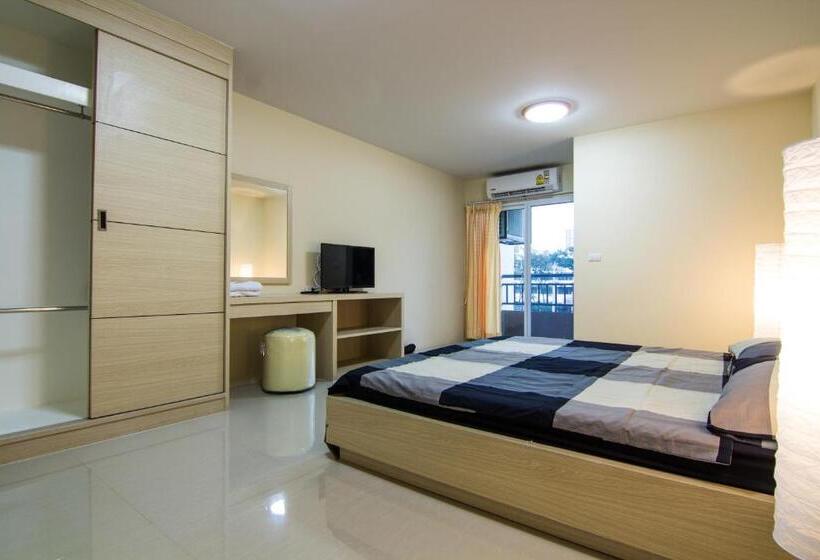 شقة غرفة واحدة, Dae Ma Place