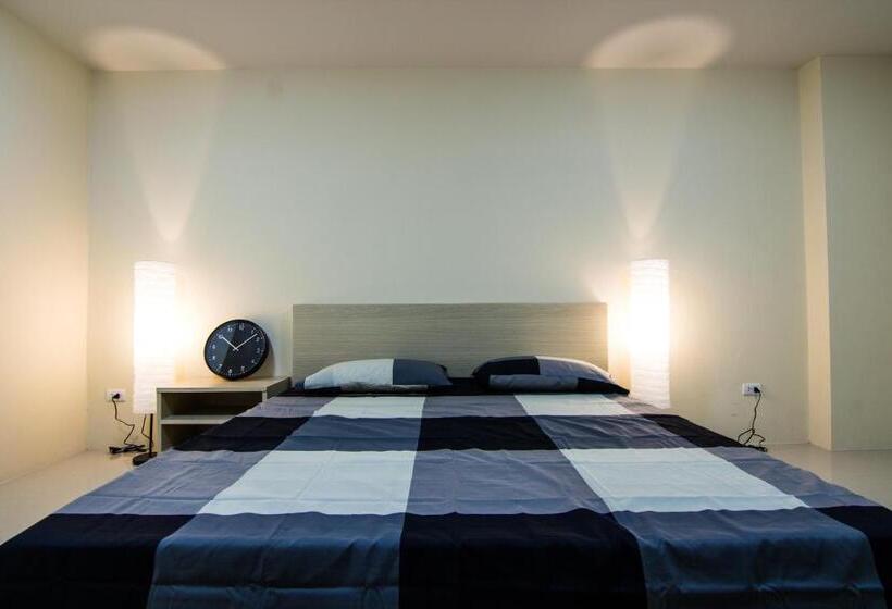 شقة غرفة واحدة, Dae Ma Place