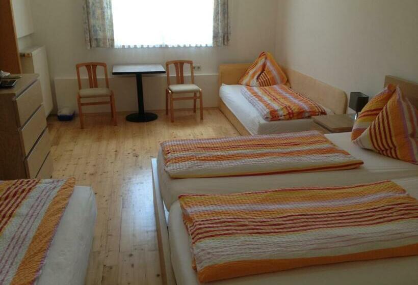 غرفة عائلية, Gasthof Röck