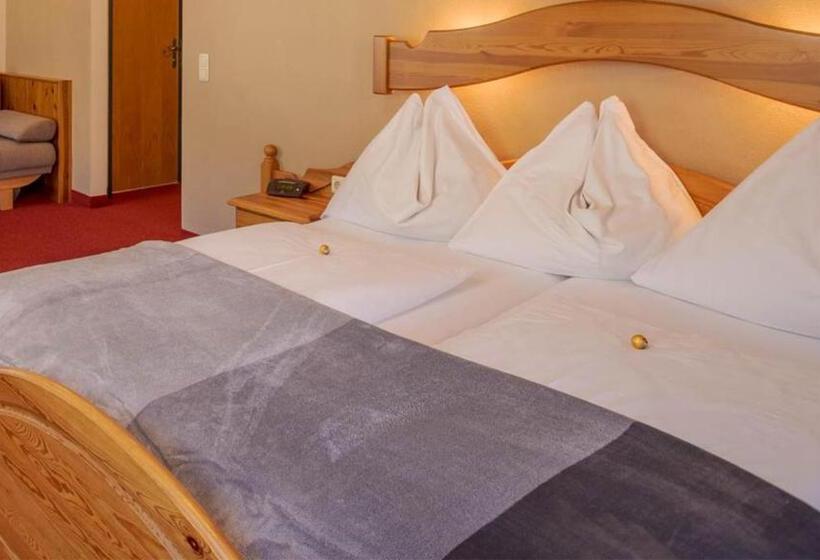 غرفة سوبيريور رباعية, Boutique House Happyellow Saalbach