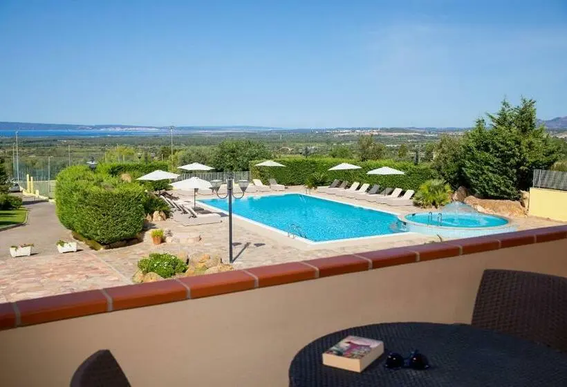 Standard-huone Parveke, Lu  Hotel Porto Pino