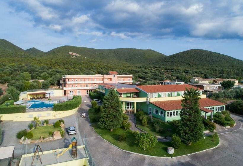 Номер Стандарт с Балконом, Lu  Hotel Porto Pino