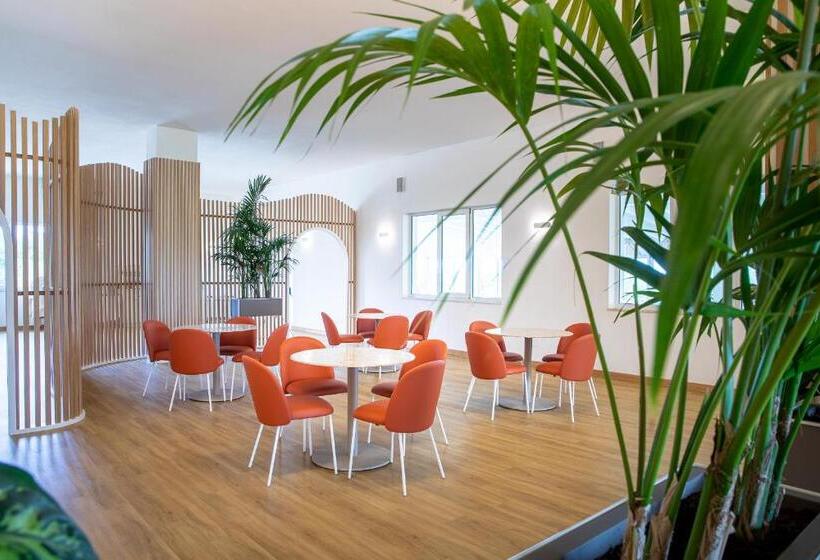 트리플 클래식 룸, Lu  Hotel Porto Pino