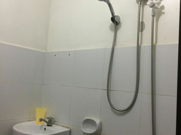 اتاق استاندارد, Zuric Pension House