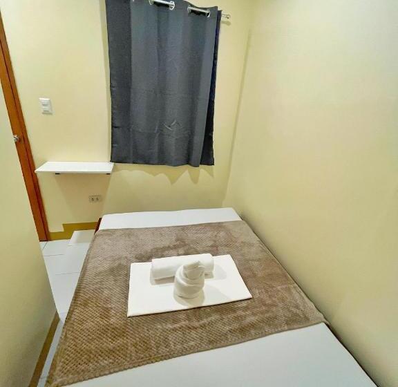 기본룸, Zuric Pension House