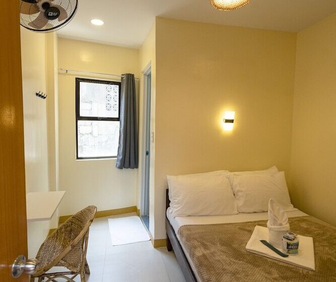 اتاق لوکس, Zuric Pension House