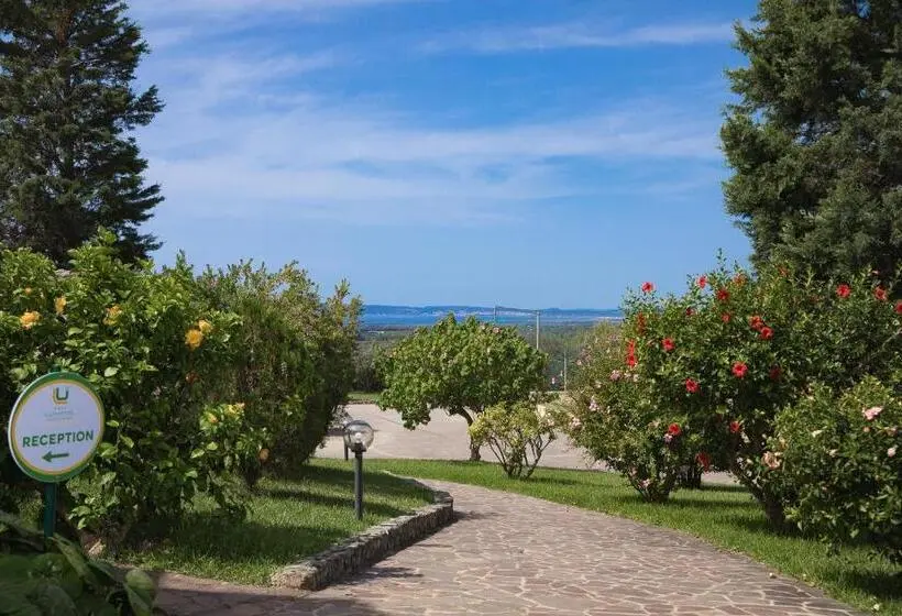 Juniorsviitti, Lu  Hotel Porto Pino