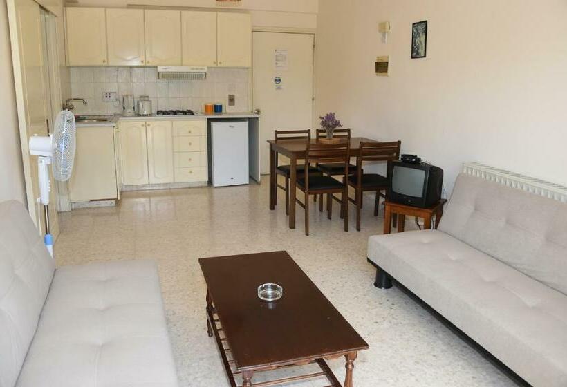 带1个卧室带泳池的公寓, Odysseas & Eleni Hotel Apartments