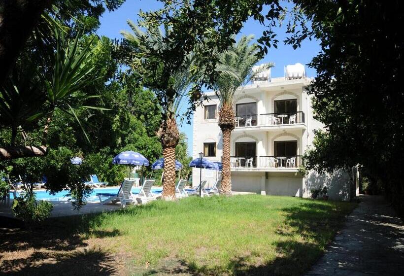 带1个卧室带花园景观的公寓, Odysseas & Eleni Hotel Apartments