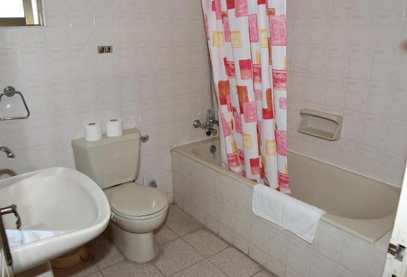 带1个卧室带花园景观的公寓, Odysseas & Eleni Hotel Apartments