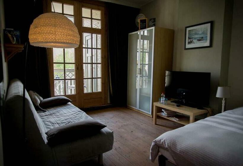 غرفة ديلوكس مزودة بشرفة, Chez Mémère