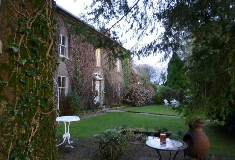 غرفة ديلوكس, Cullintra House