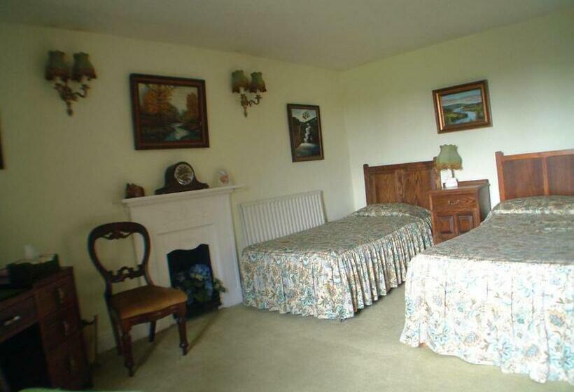 غرفة ديلوكس, Cullintra House