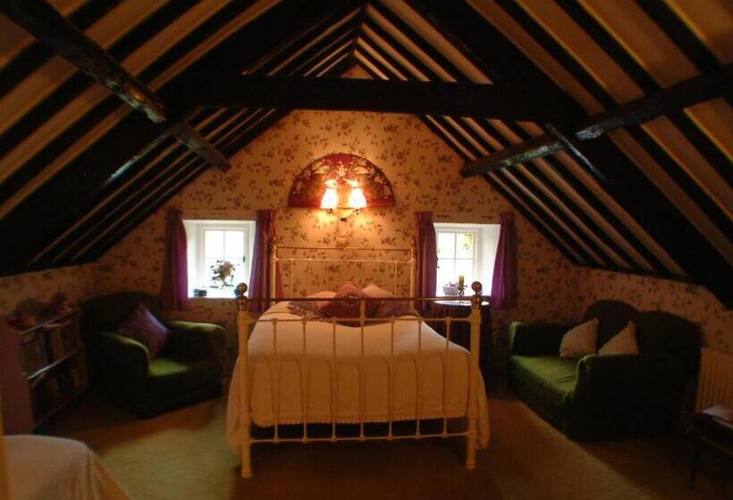 غرفة ديلوكس, Cullintra House