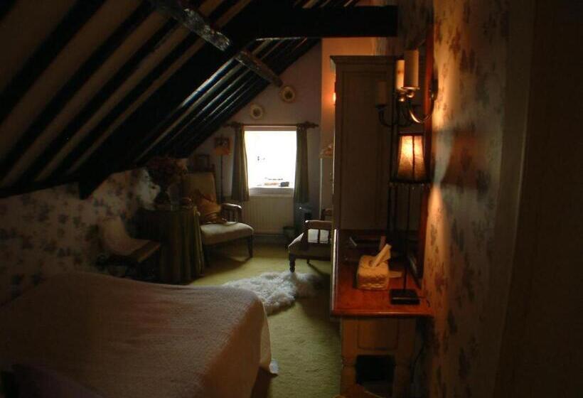 غرفة ديلوكس, Cullintra House